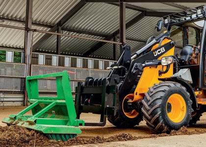JCB - Hoftrac 403 Smart und Plus