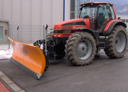 Spezialaufbauten Traktoren